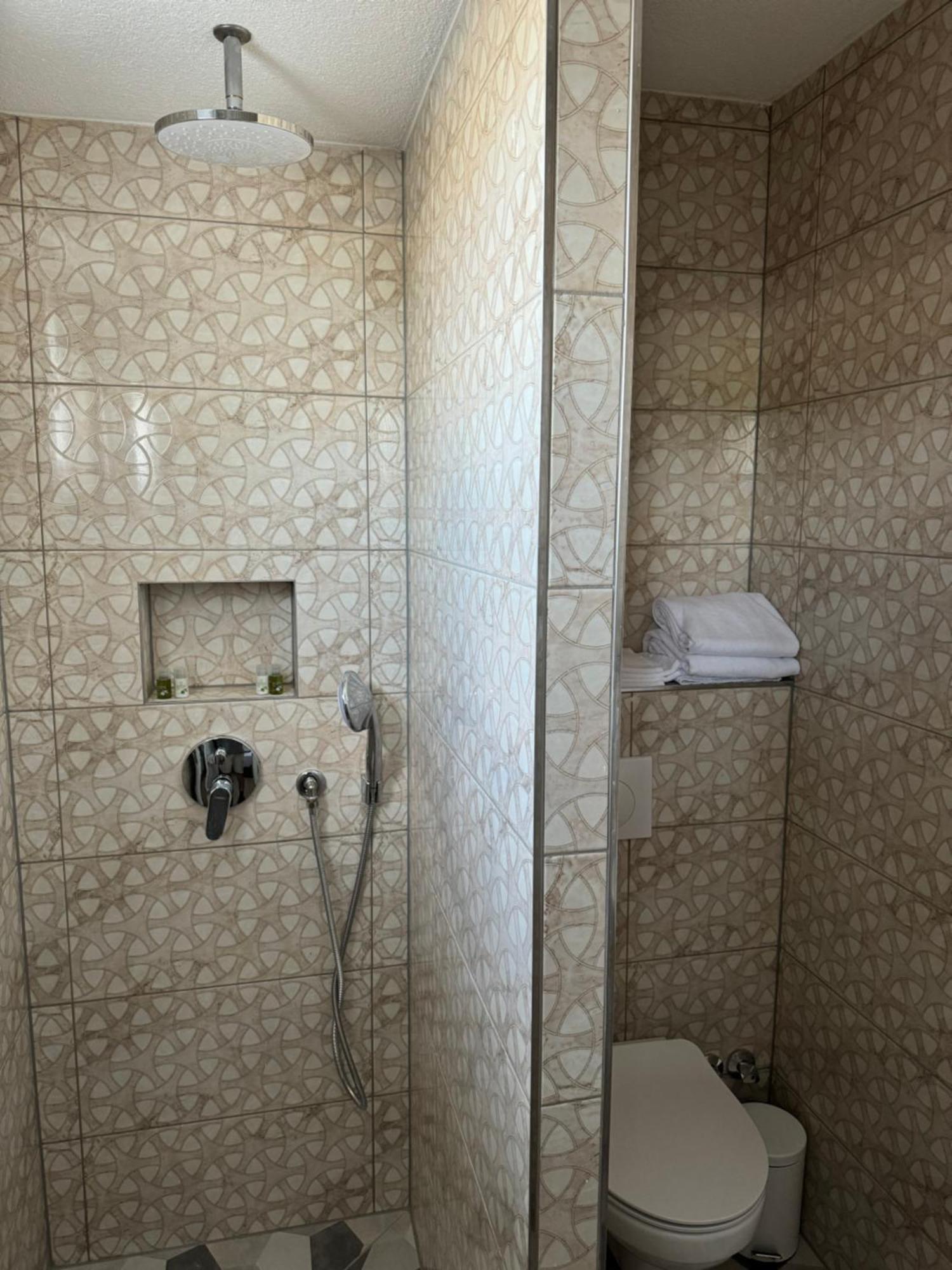 Dido Diamond Hotel Dietzenbach Dış mekan fotoğraf